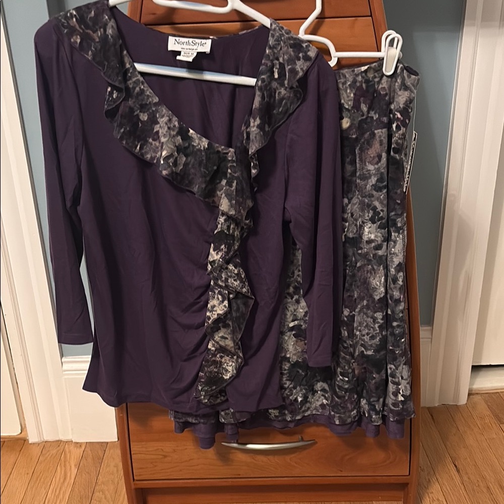 North Style Purple Patterned Two-Piece Long Sleeve Tee Skirt Reversible